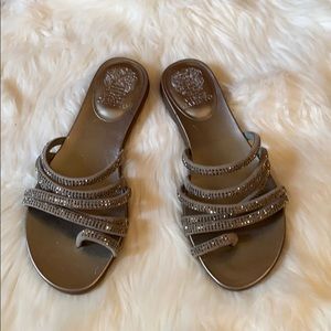 Vince Camuto NWOB silver metallic jeweled sandal